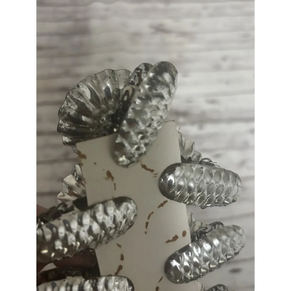 VINTAGE CHRISTMAS TREE CANDLE CLIPS / SET of 9 / SILVER CANDLE HOLDERS